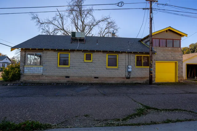 $235,000 | 734 Douglass Street, Red Bluff, CA 96080