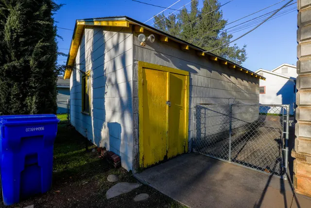 $235,000 | 734 Douglass Street, Red Bluff, CA 96080