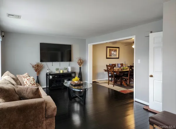 $3,600 | 104 Zugibe Court, West Haverstraw, NY 10993