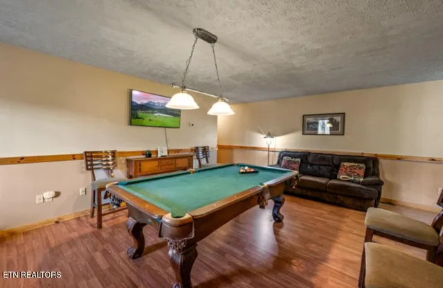 $874,999 | 315 Brown Wren Way, Gatlinburg, TN 37738