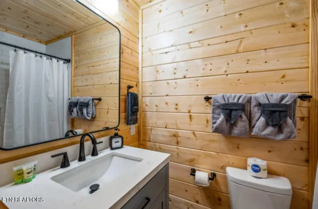 $874,999 | 315 Brown Wren Way, Gatlinburg, TN 37738