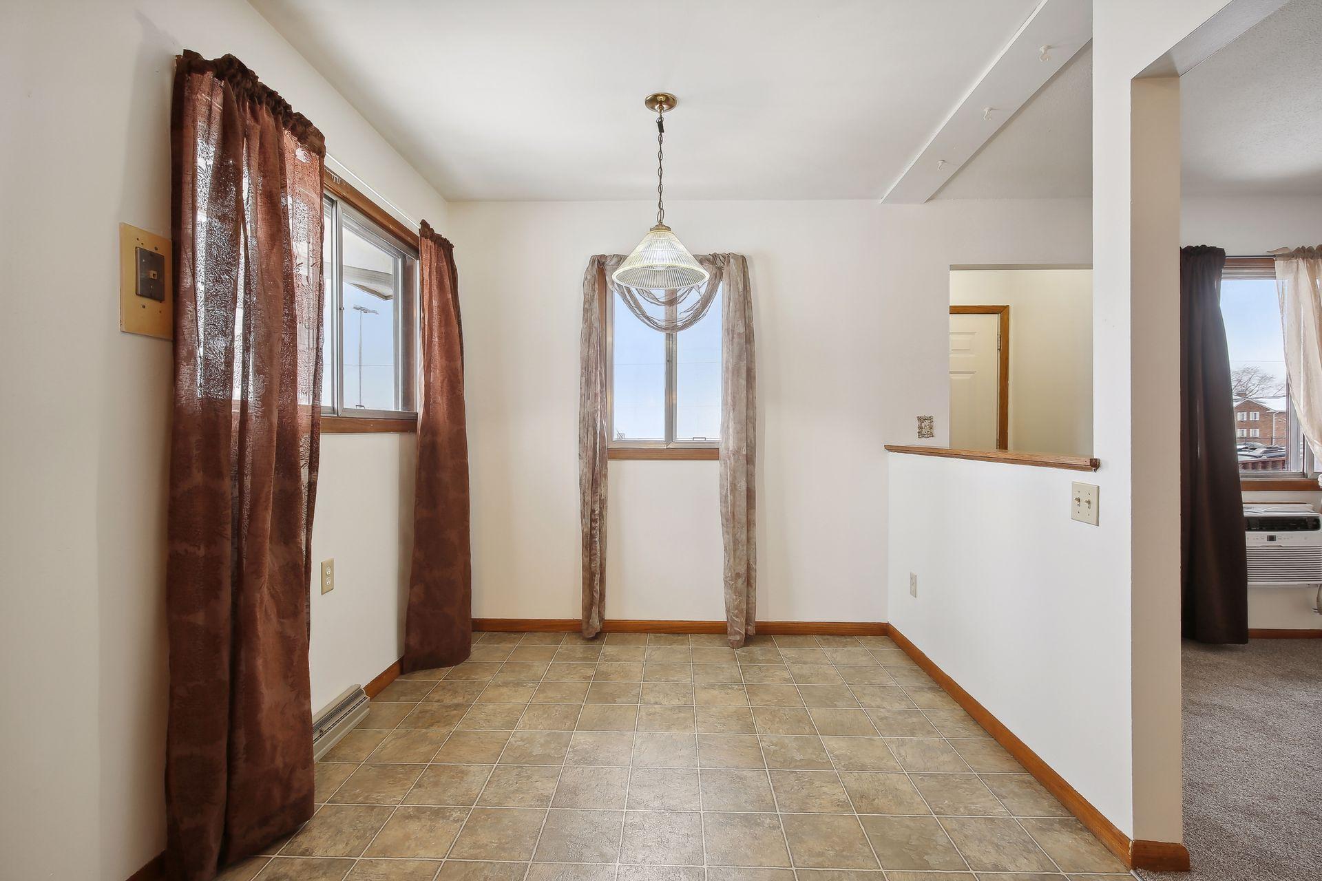 441 Ruth Street North St. Paul, MN 55119 - Photo 11 of 60 Gallery Image 11