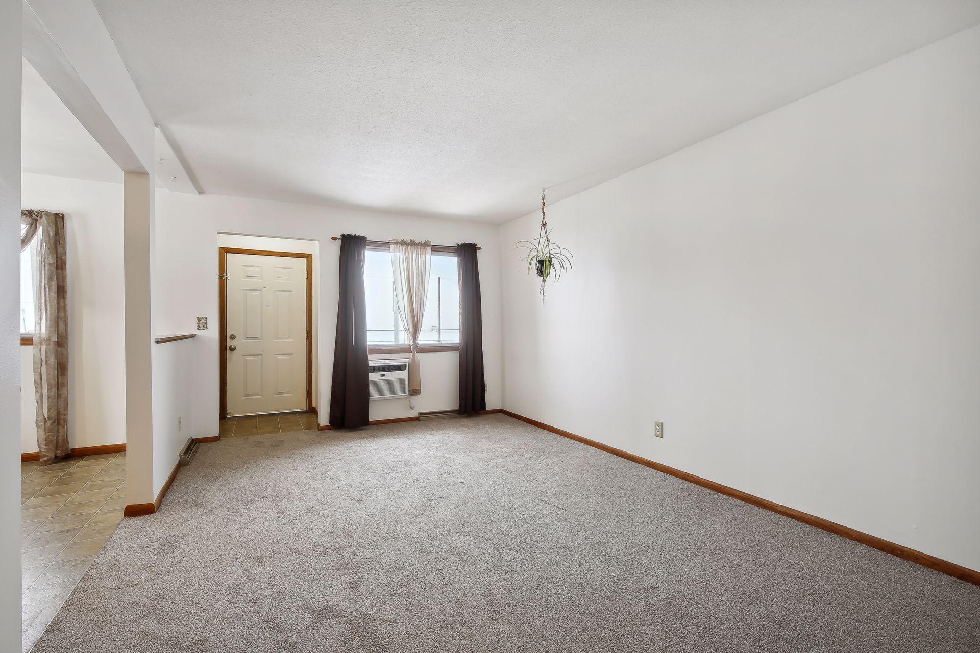 441 Ruth Street North St. Paul, MN 55119 - Photo 7 of 60 Gallery Image 7