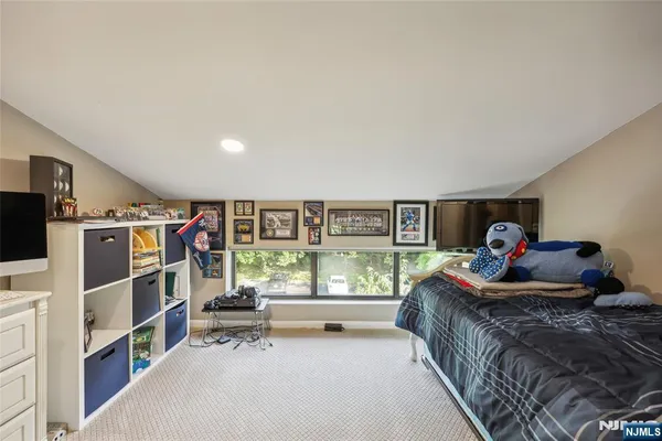 $779,000 | 84 Windsor Circle, Unit 84C, Washington Township, NJ 07676