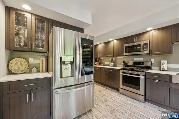 $779,000 | 84 Windsor Circle, Unit 84C, Washington Township, NJ 07676