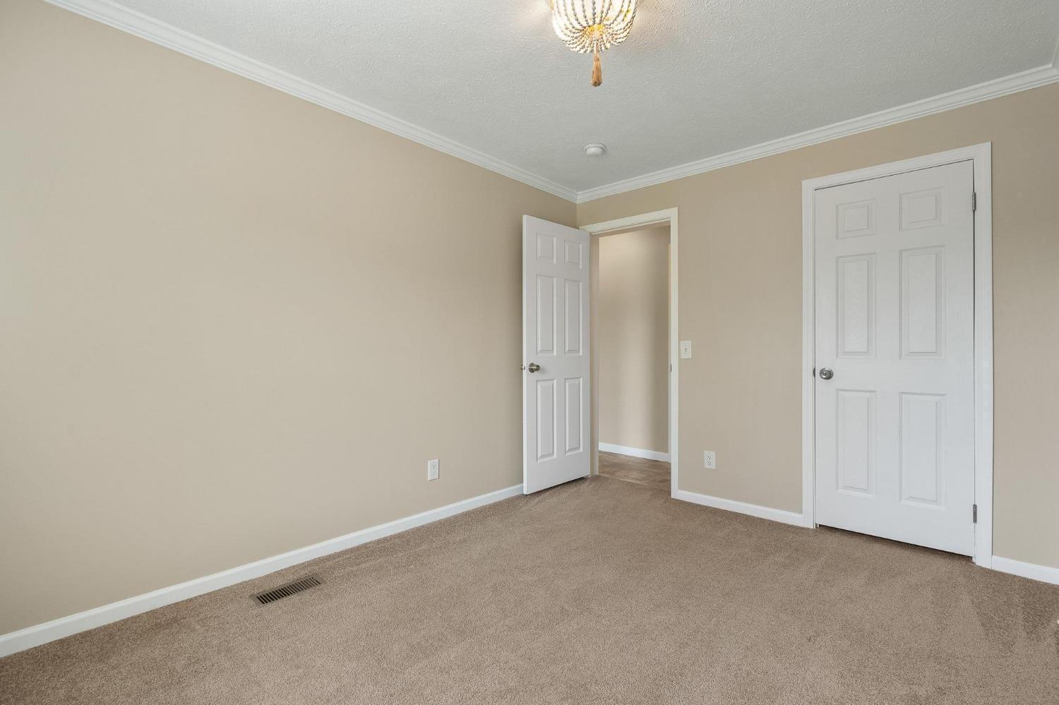 13078 Jamison Road Leesburg, OH 45135 - Photo 20 of 36 Gallery Image 20