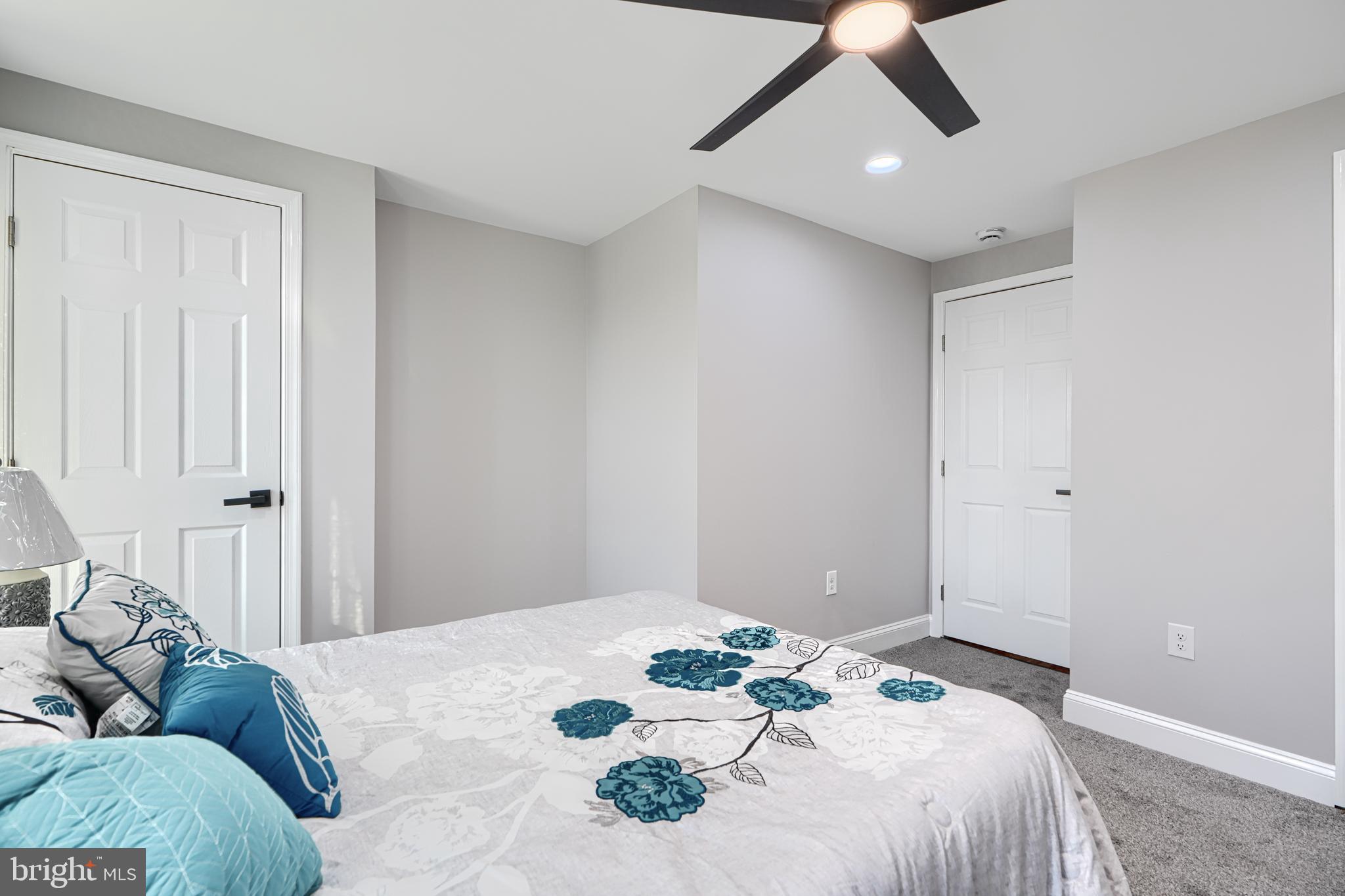 3613 4th Street Baltimore, MD 21225 - Photo 18 of 30 Bedroom #2 w/ attached bathroom-Upper Level