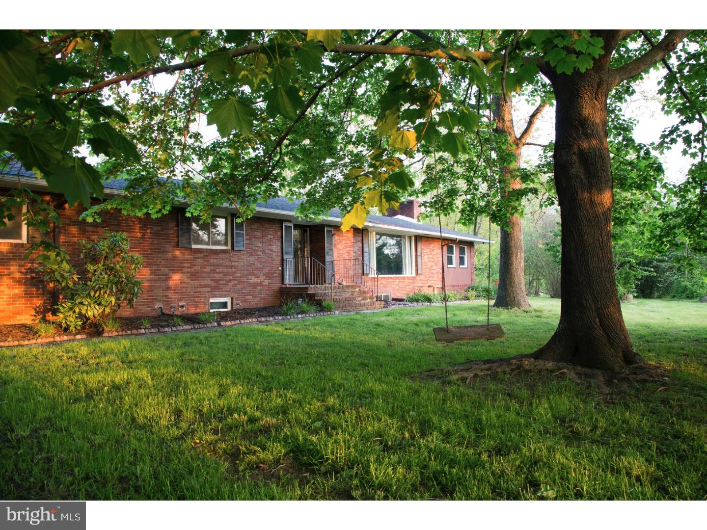 200 East Lake Road Pilesgrove, NJ 08098 - Photo 1 of 18