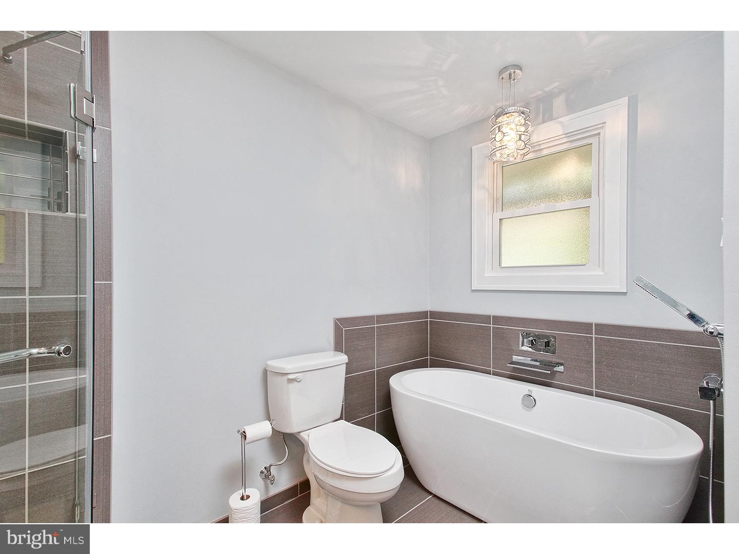 200 East Lake Road Pilesgrove, NJ 08098 - Photo 12 of 18