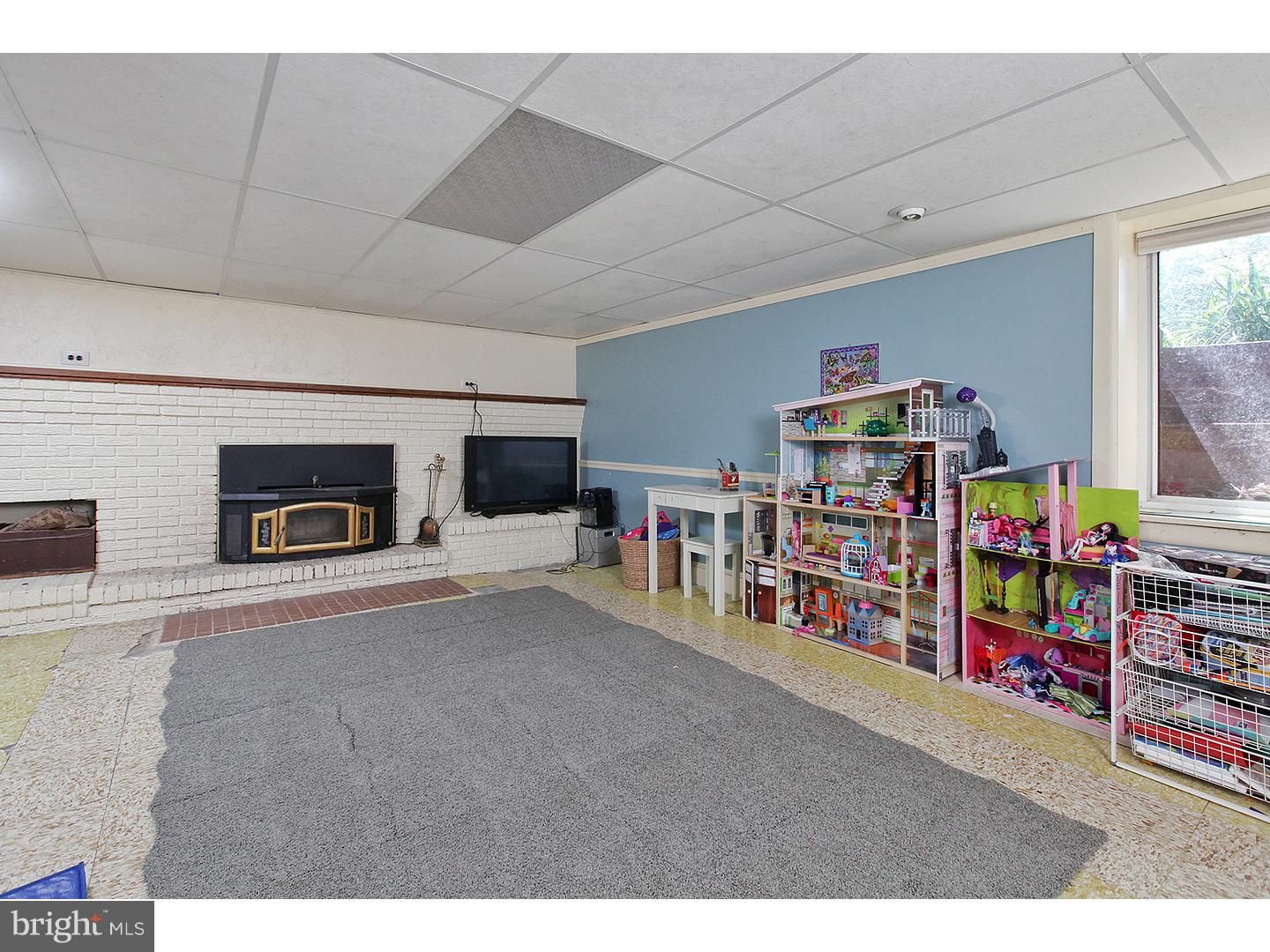 200 East Lake Road Pilesgrove, NJ 08098 - Photo 16 of 18