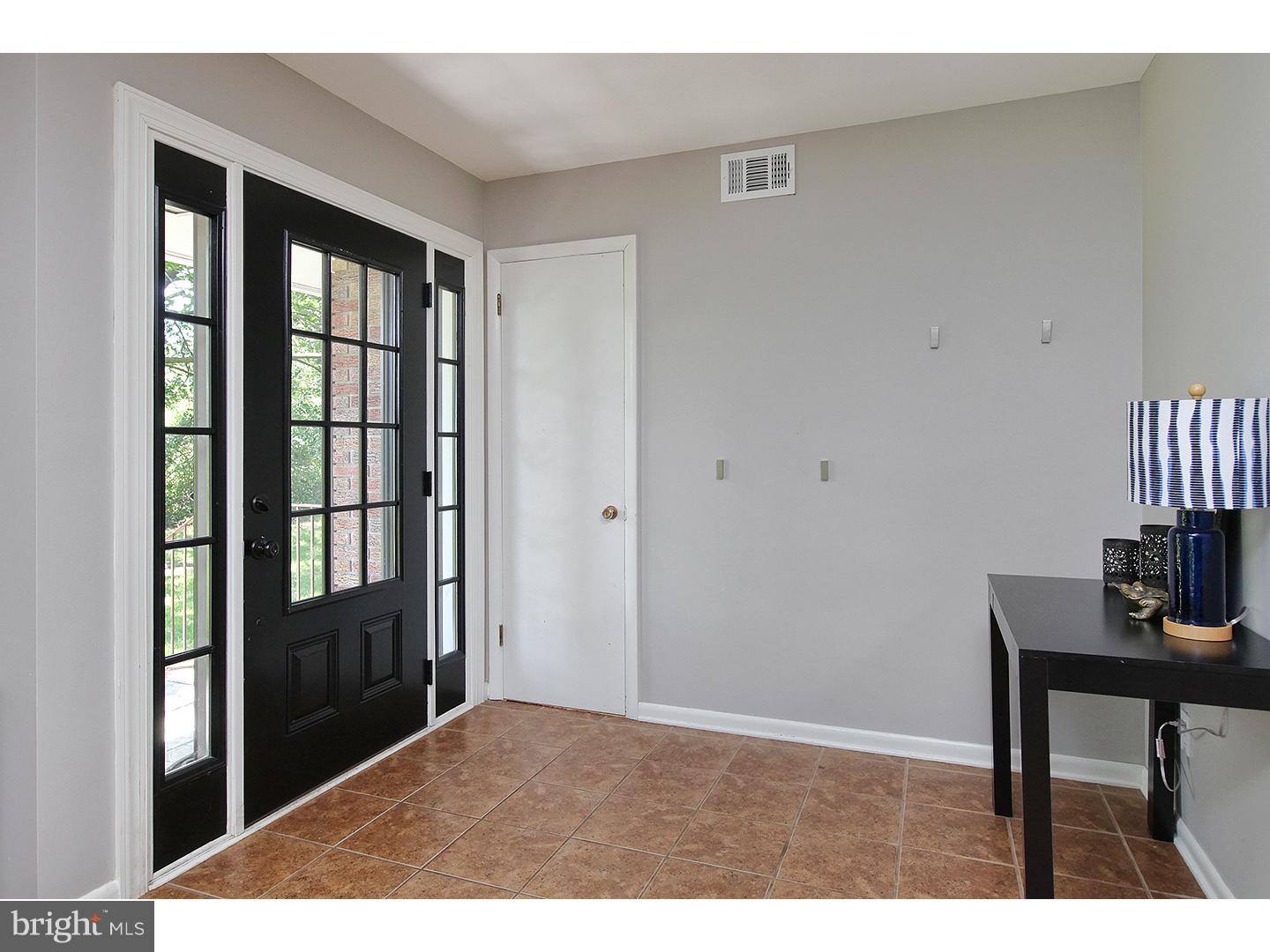 200 East Lake Road Pilesgrove, NJ 08098 - Photo 3 of 18