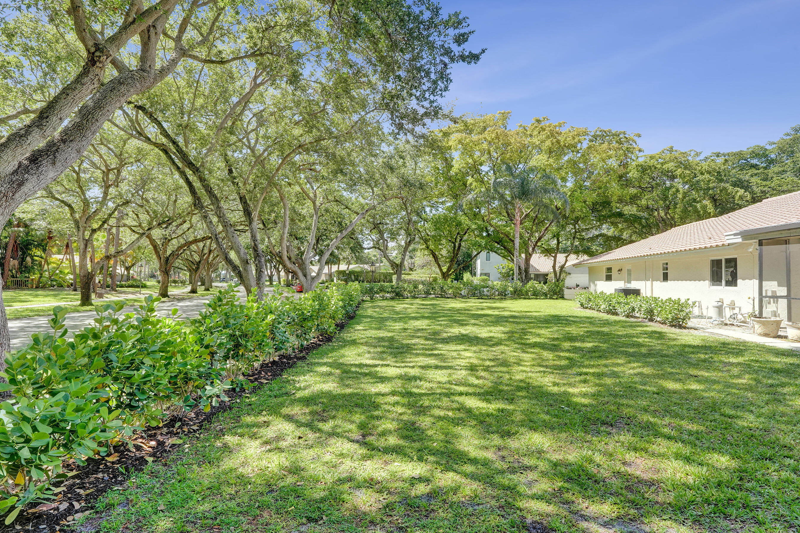 2401 Northwest 39th Street Boca Raton, FL 33431 - Photo 52 of 60 DSC08216