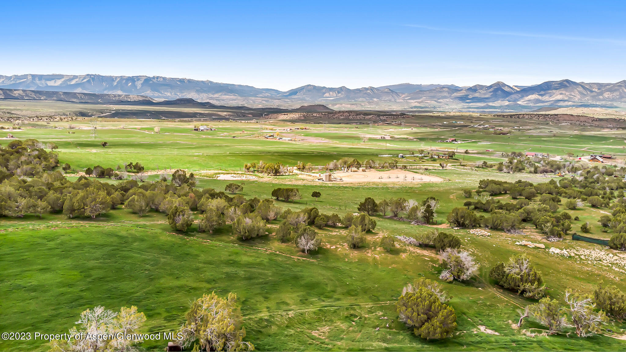 5821 County Road 331 Silt, CO 81652 - Photo 25 of 26 a view of an ocean and a mountain