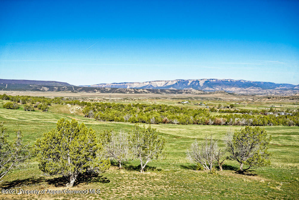 5821 County Road 331 Silt, CO 81652 - Photo 8 of 26 a view of an ocean