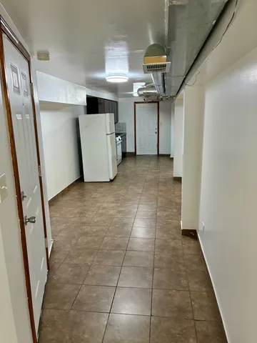 $1,200 | 1111 North Leclaire Avenue, Unit B, Chicago, IL 60651