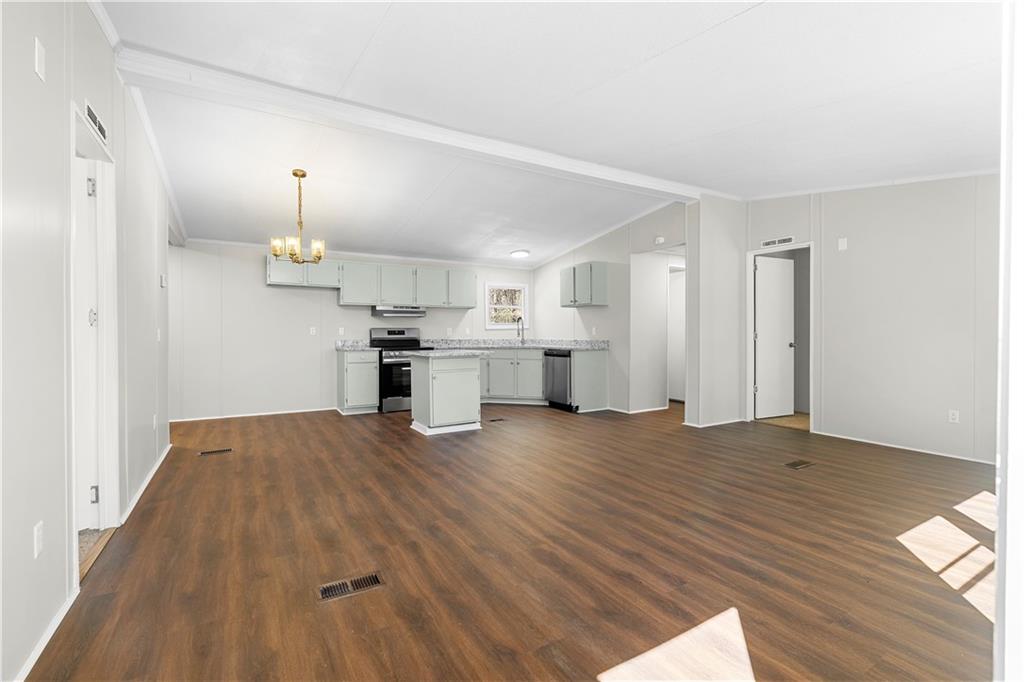 507 Rock Forge Road Jefferson, GA 30549 - Photo 7 of 36