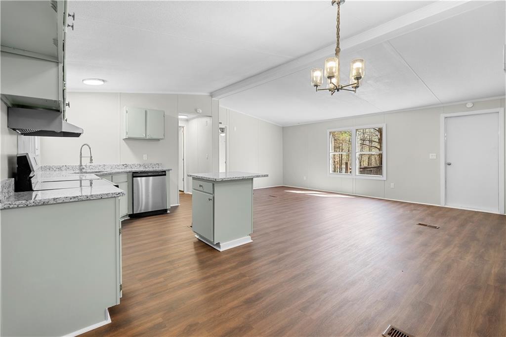 507 Rock Forge Road Jefferson, GA 30549 - Photo 10 of 36