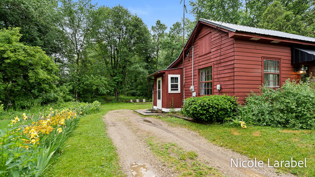 4696 16 Mile Road Northeast Cedar Springs, MI 49319 - Photo 2 of 30 4696 16 Mile NE-2LoRes