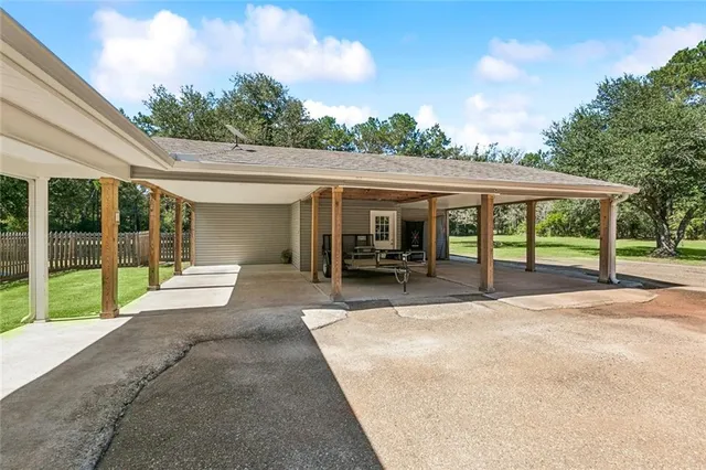 $460,000 | 79393 Pig Morgan Road, Folsom, LA 70437