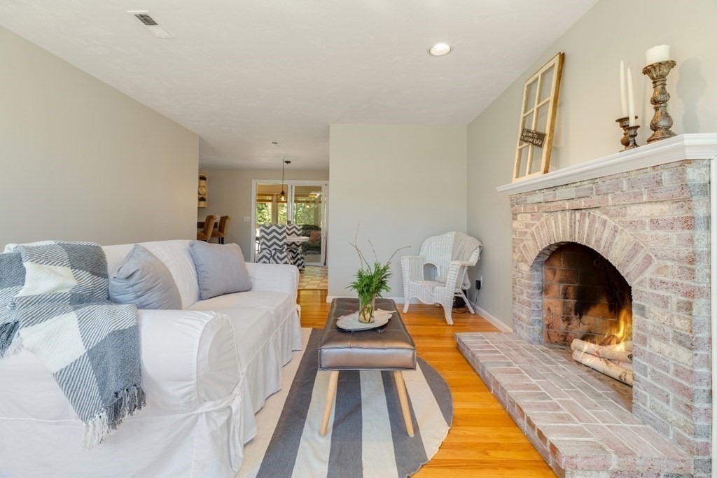 14 Fox Run Road Medway, MA 02053 - Photo 16 of 42 Gallery Image 16
