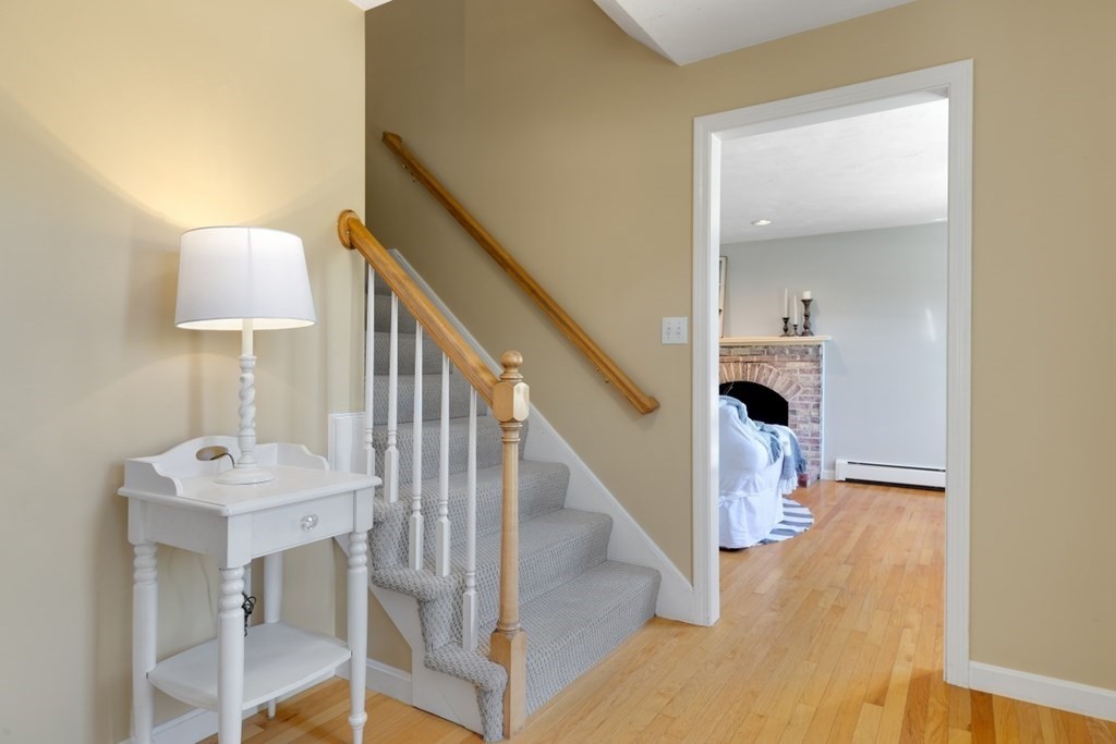 14 Fox Run Road Medway, MA 02053 - Photo 3 of 42 Gallery Image 3