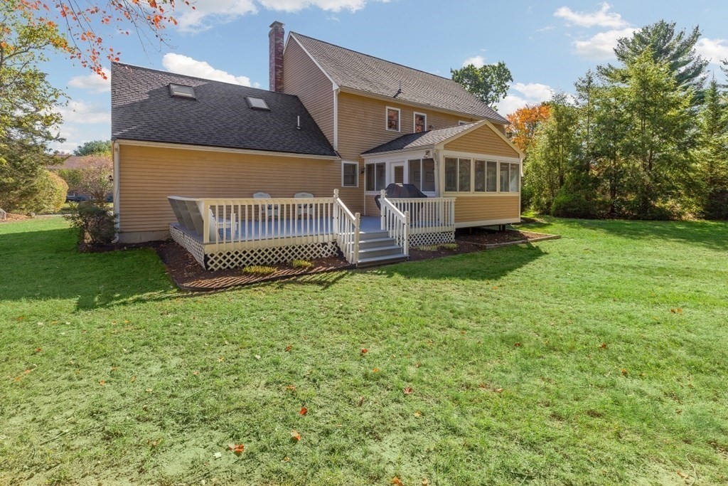14 Fox Run Road Medway, MA 02053 - Photo 38 of 42 Gallery Image 38