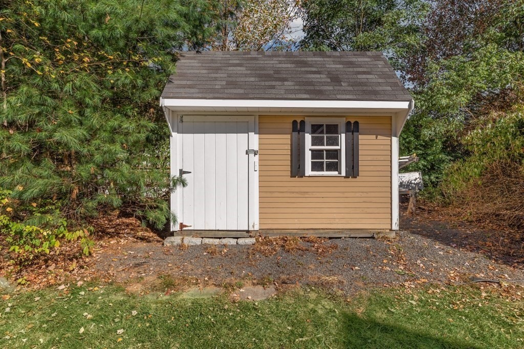14 Fox Run Road Medway, MA 02053 - Photo 40 of 42 Gallery Image 40
