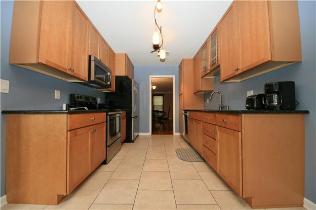 1003 General George Patton Road, Unit END Nashville, TN 37221 - Photo 5 of 21 Maple cabinets