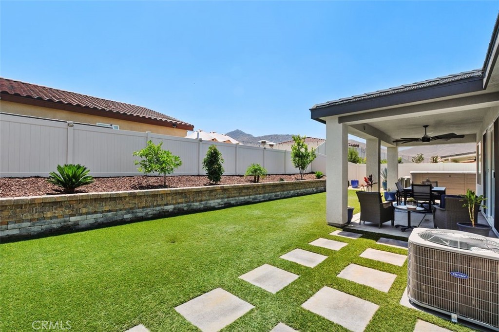 7598 Orangebrook Cove Riverside, CA 92507 - Photo 19 of 45