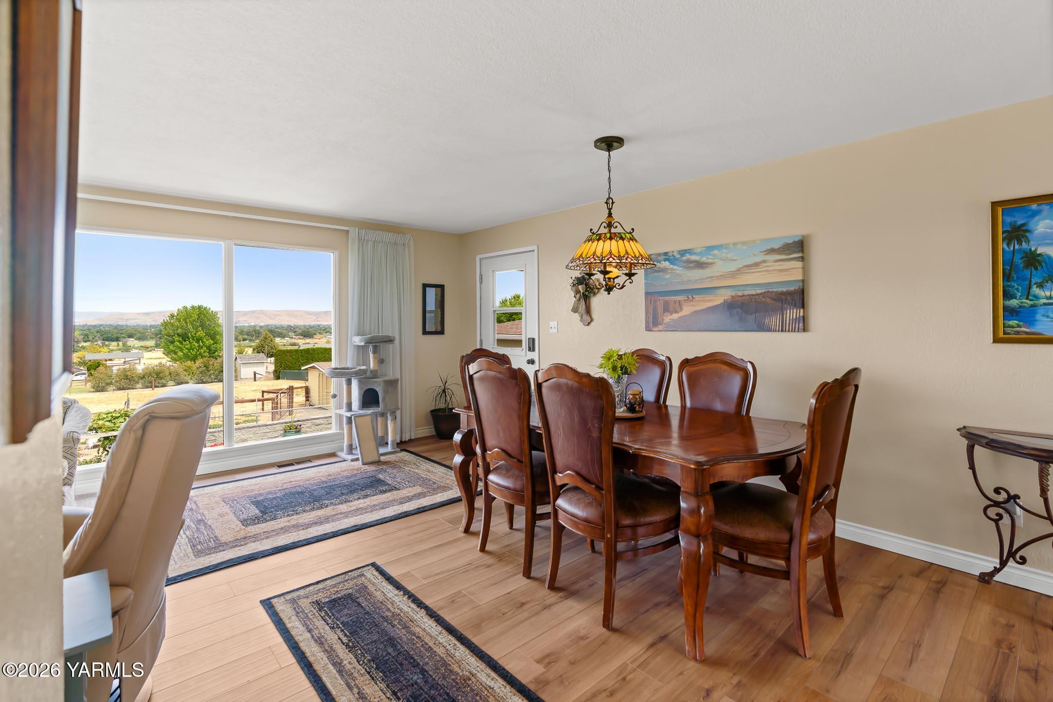 1007 Meadowbrook Road Yakima, WA 98903 - Photo 20 of 47 1007 Meadowbrook Rd-10