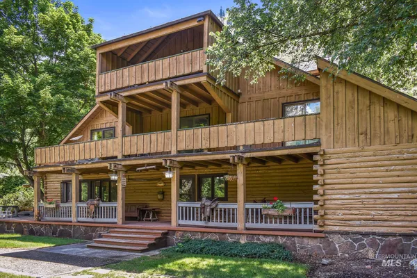 $3,925,000 | 1590 Salmon River Road, Riggins, ID 83549