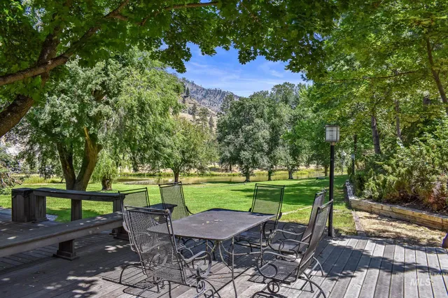 $3,925,000 | 1590 Salmon River Road, Riggins, ID 83549