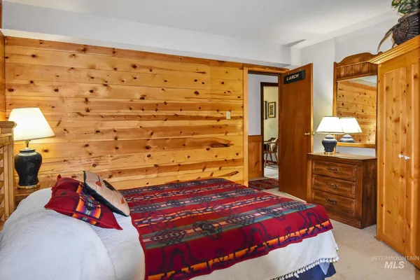 $3,925,000 | 1590 Salmon River Road, Riggins, ID 83549