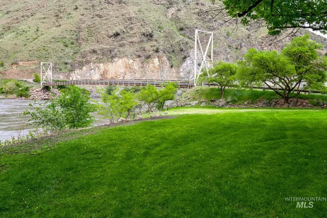 $3,925,000 | 1590 Salmon River Road, Riggins, ID 83549