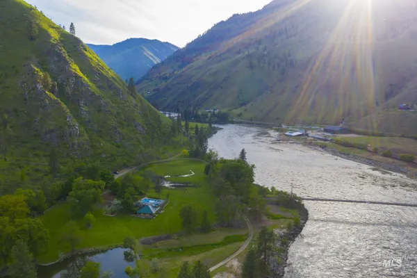 $3,925,000 | 1590 Salmon River Road, Riggins, ID 83549