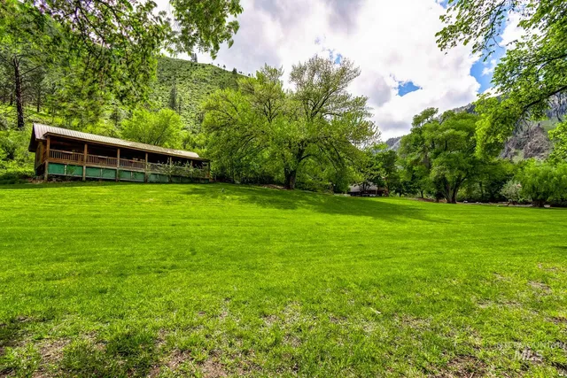 $3,925,000 | 1590 Salmon River Road, Riggins, ID 83549