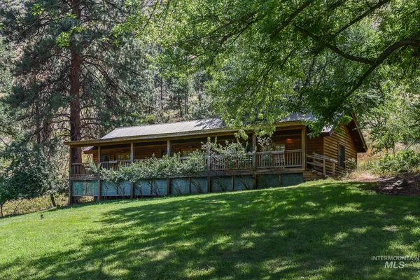 $3,925,000 | 1590 Salmon River Road, Riggins, ID 83549