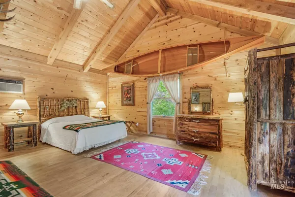 $3,925,000 | 1590 Salmon River Road, Riggins, ID 83549
