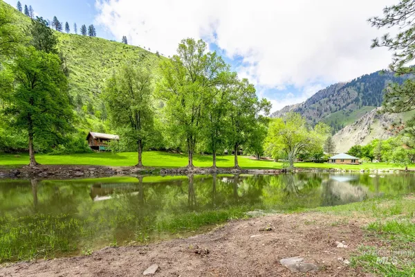 $3,925,000 | 1590 Salmon River Road, Riggins, ID 83549