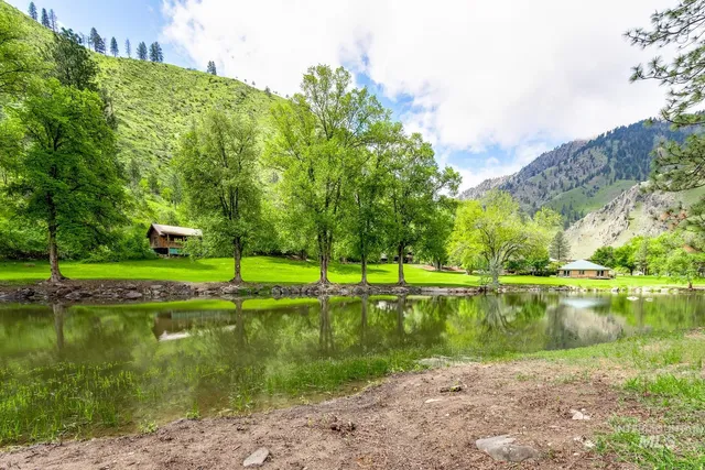 $3,925,000 | 1590 Salmon River Road, Riggins, ID 83549