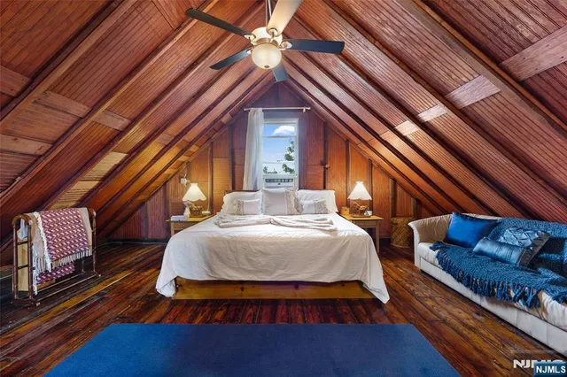 $859,000 | 136 East Central Boulevard, Palisades Park, NJ 07650