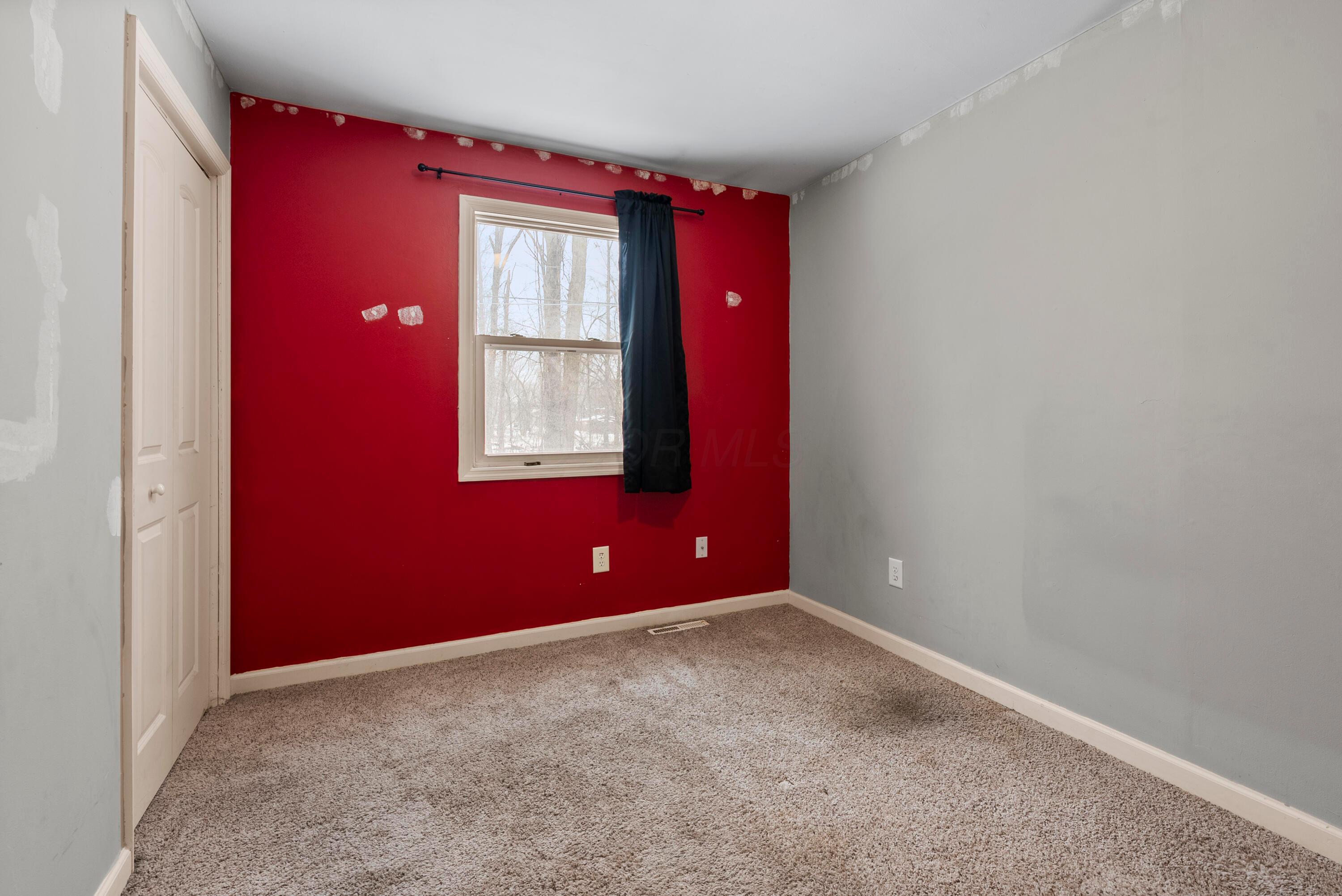 2589 Abington Road Columbus, OH 43231 - Photo 5 of 16 5- Bedroom 1