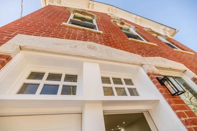 $4,000 | 1830 South Peoria Street, Unit 1, Chicago, IL 60608