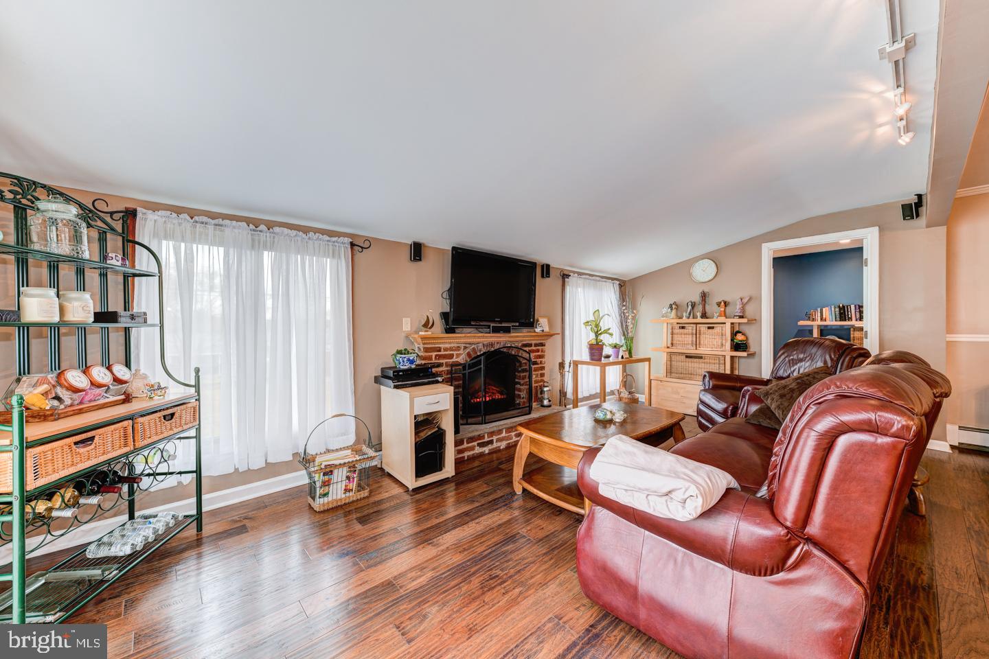 2915 Penn Square Road Norristown, PA 19401 - Photo 8 of 16 Gallery Image 8