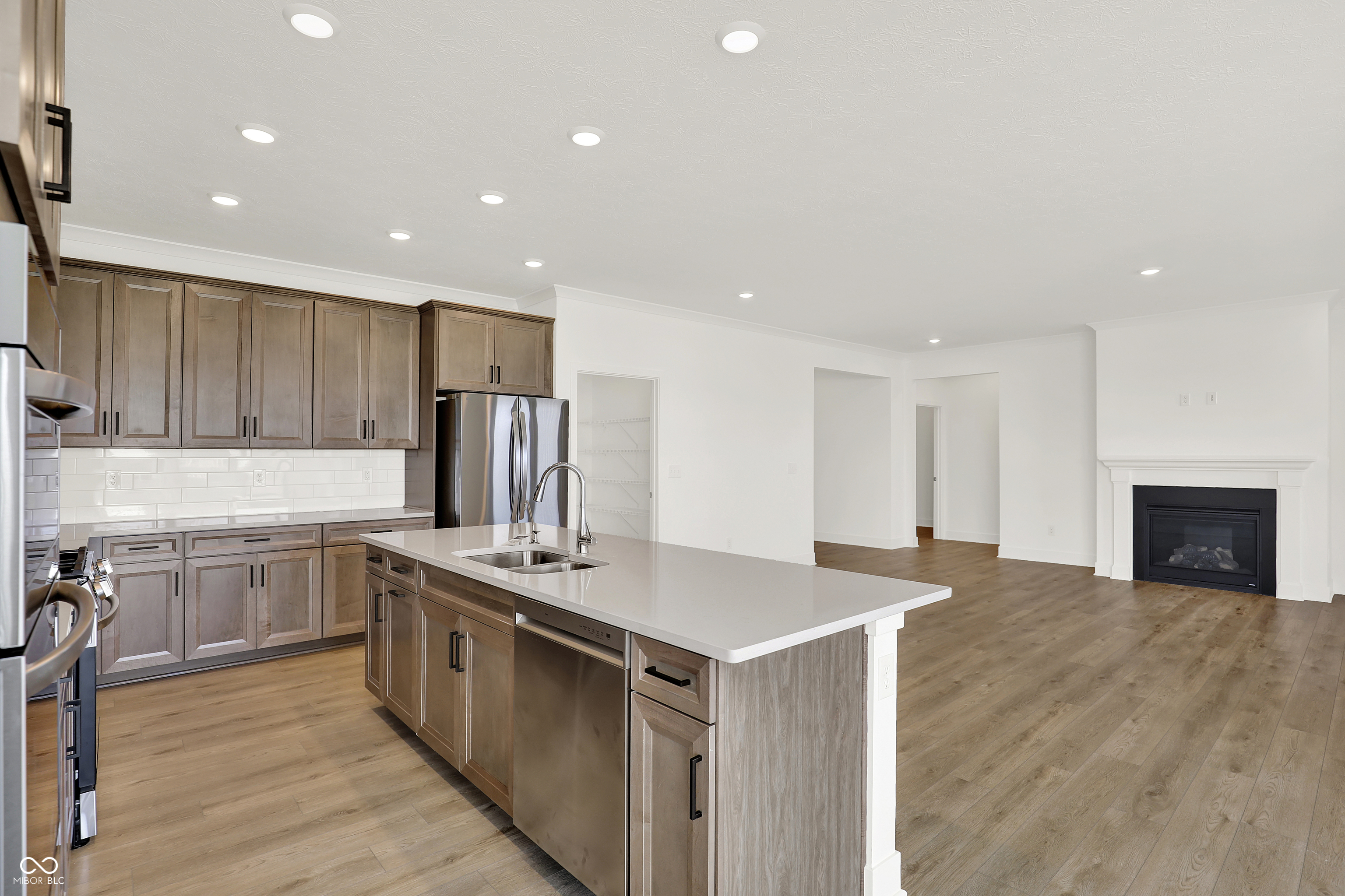 5126 Nettleton Way Avon, IN 46123 - Photo 21 of 57