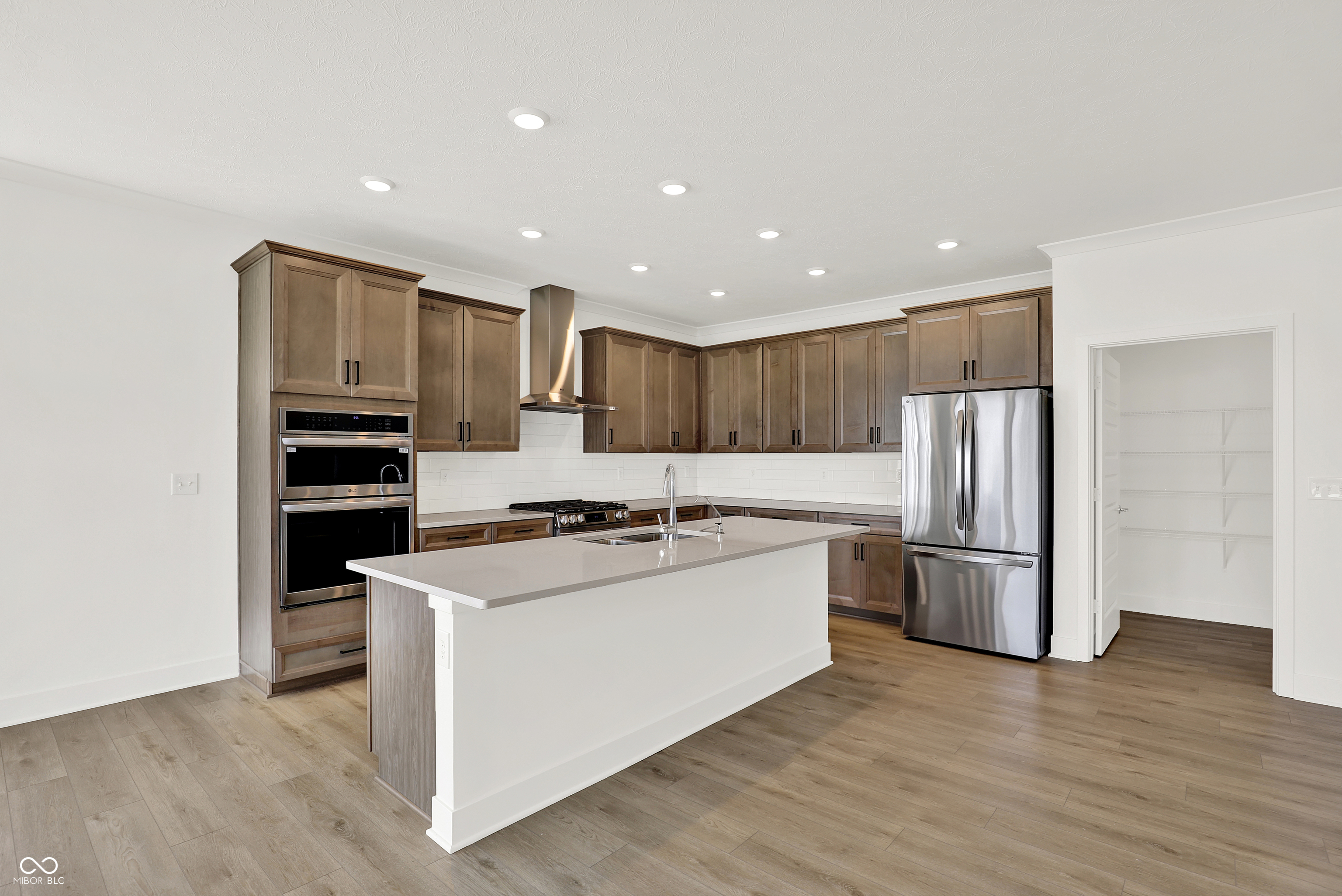 5126 Nettleton Way Avon, IN 46123 - Photo 27 of 57