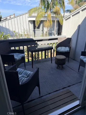 $545,000 | 17092 Pacific Coast Highway, Unit 204, Huntington Beach, CA 92649