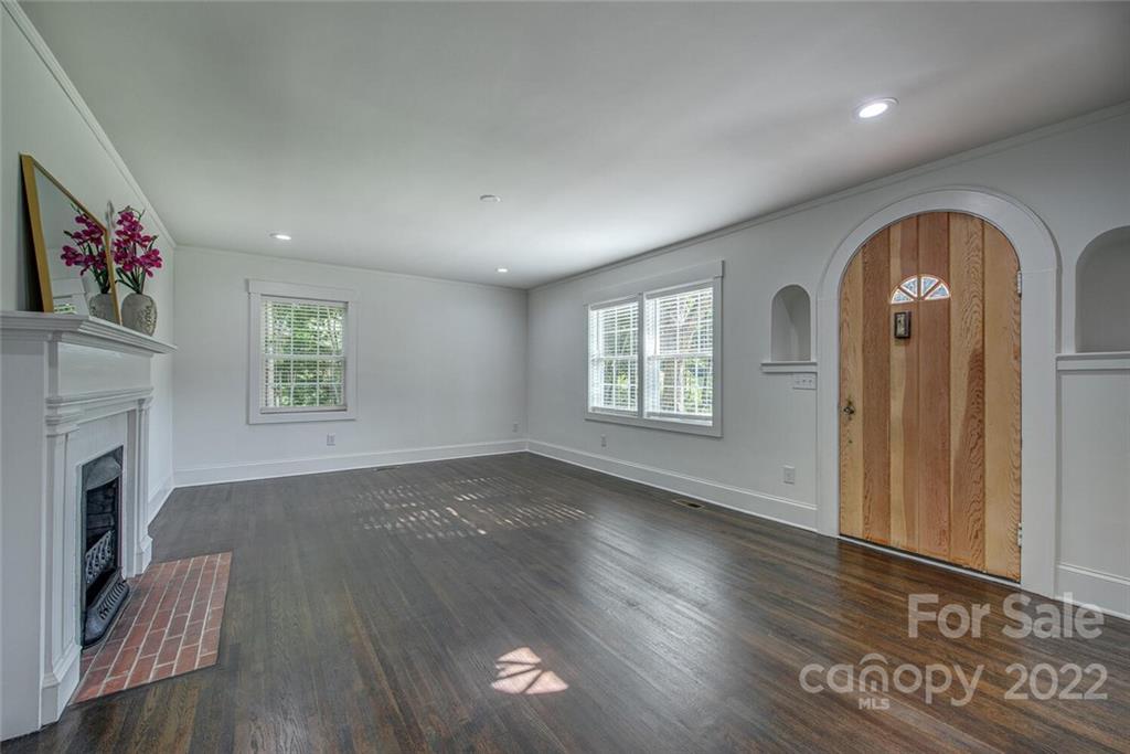 1212 South Point Road Belmont, NC 28012 - Photo 5 of 30 Gallery Image 5
