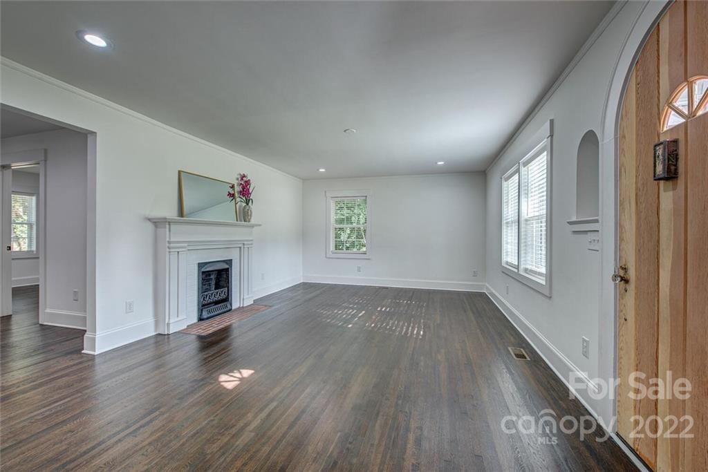 1212 South Point Road Belmont, NC 28012 - Photo 6 of 30 Gallery Image 6