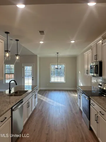 $423,900 | 723 Lucas Lane, Hernando, MS 38632